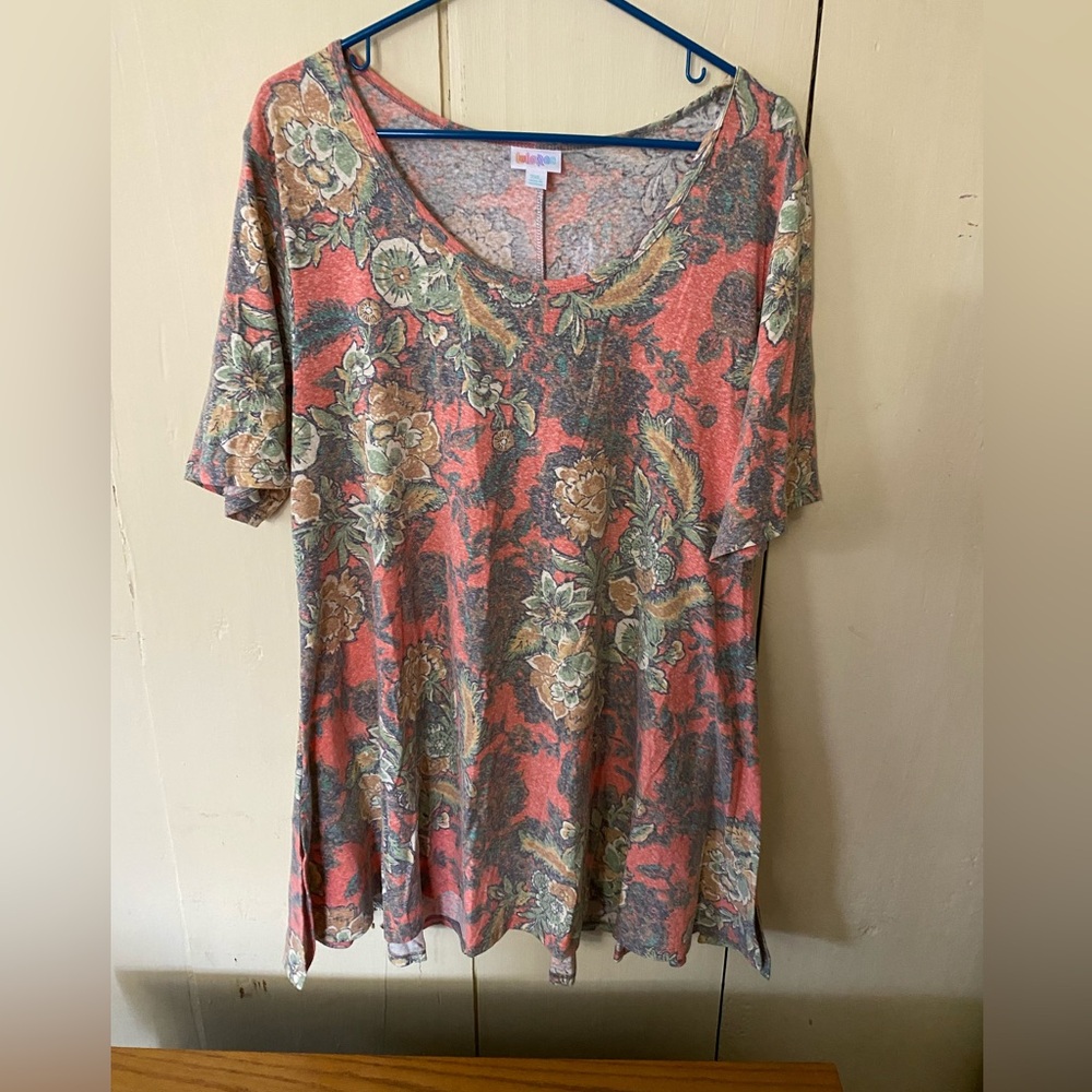 Lularoe perfect tee 2xl